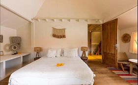 Oma Villa - A Tropical Sanctuary Of Seminyak